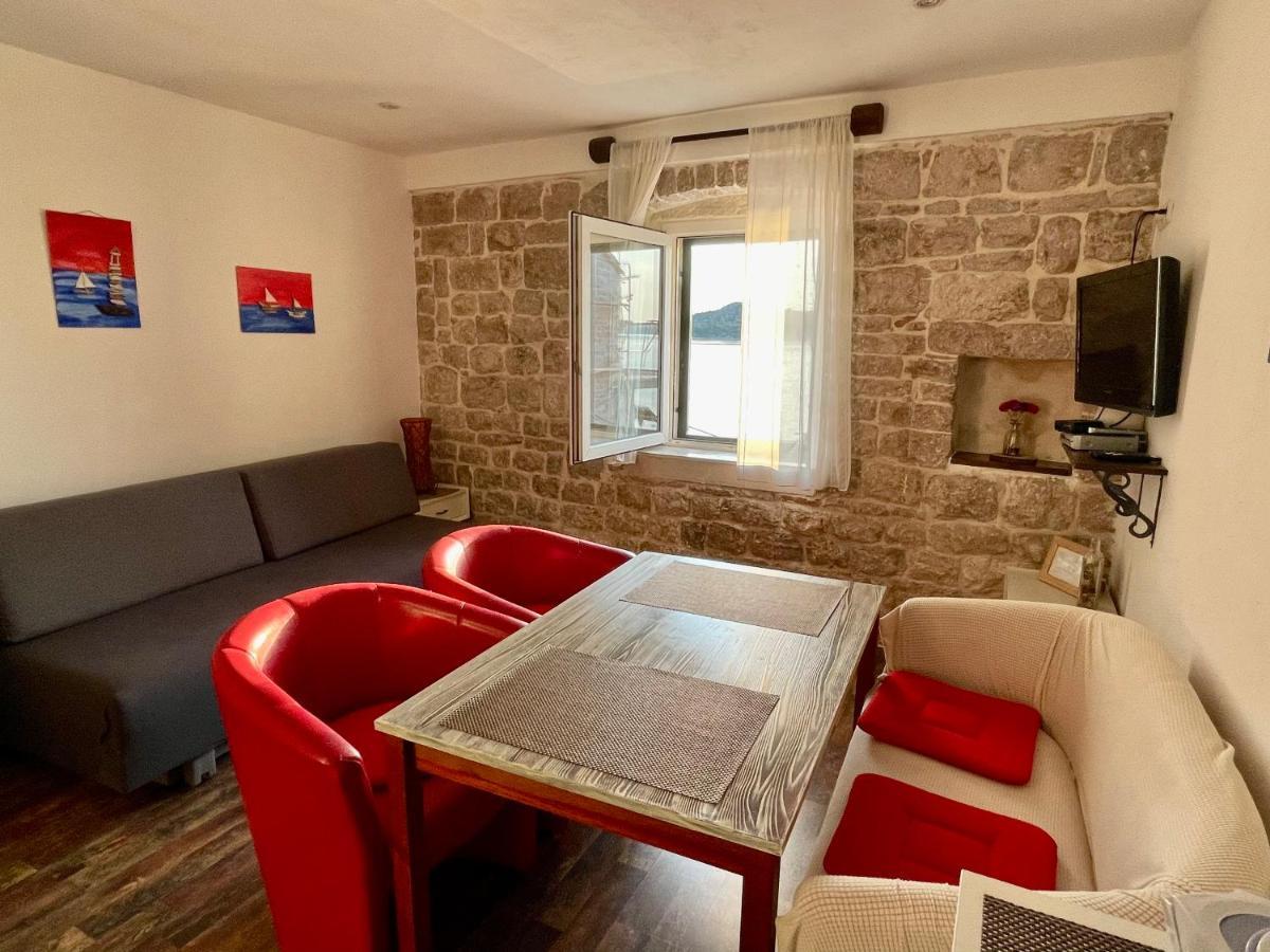 Apartments Trapula Sibenik Luaran gambar